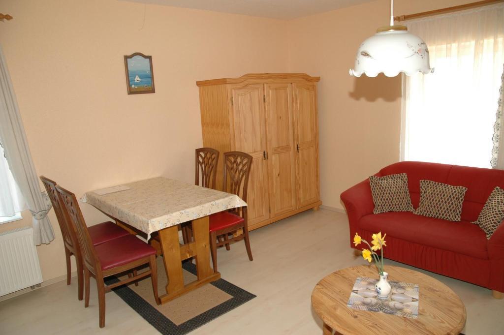 Landhotel Ostseetraum & Fewo Rostock Habitación foto